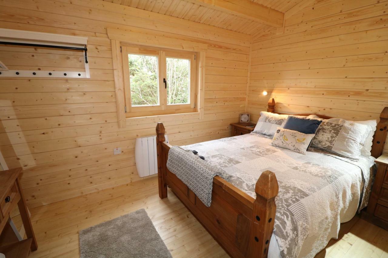Inisean Lodge Log Cabin -Part Of Inisean B&B Dungloe Exterior photo